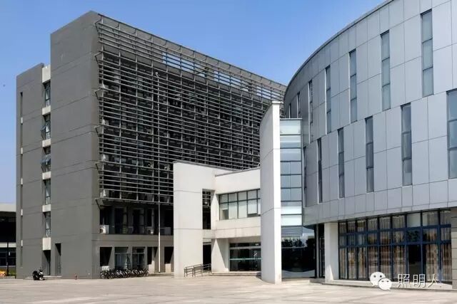 【建筑作品】东南大学九龙湖校区大学生活动中心