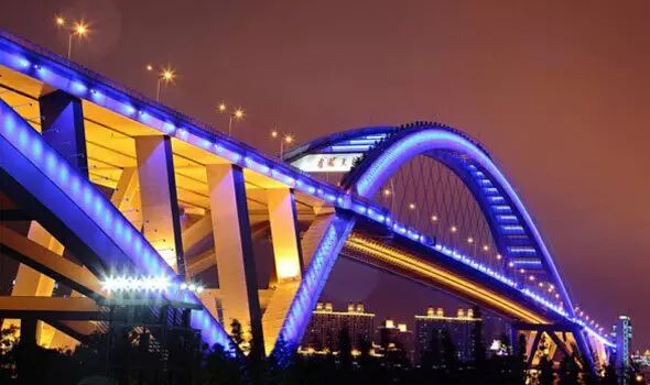 “三品”战略引领LED产业发展方向