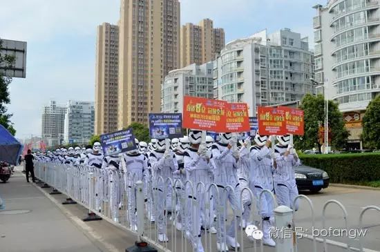 亳州惊现未来兵团上演城市科幻大片 神农谷张宇群星演唱会...