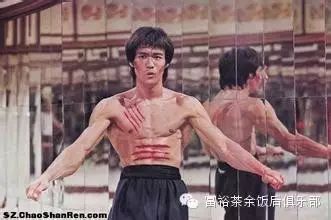 李小龙罕见假动作招数,再不学就真的没了!