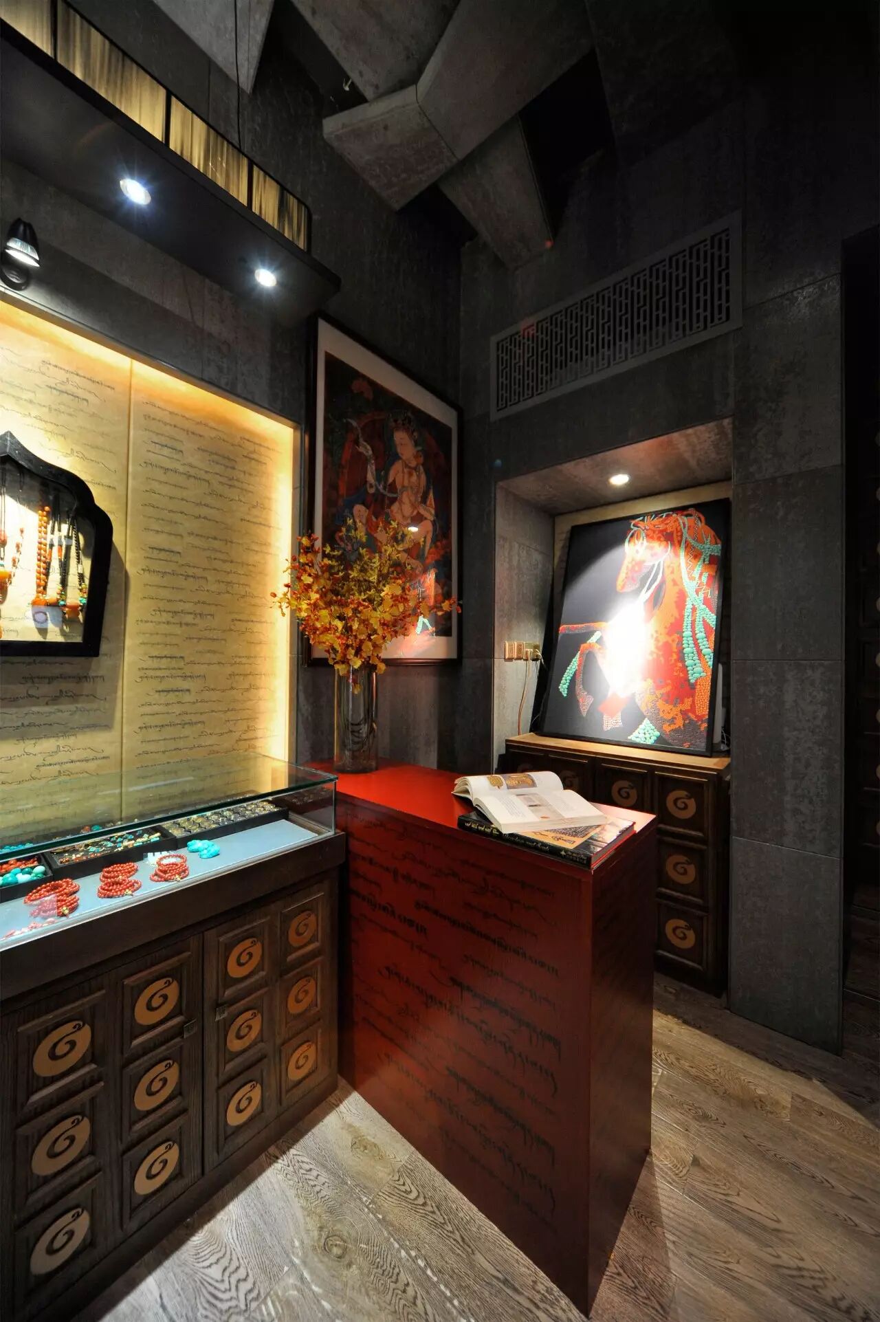 古格天韵藏传文玩珠宝店设计