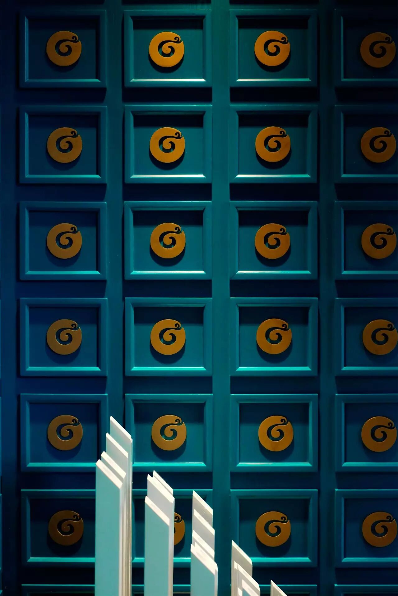 古格天韵藏传文玩珠宝店设计