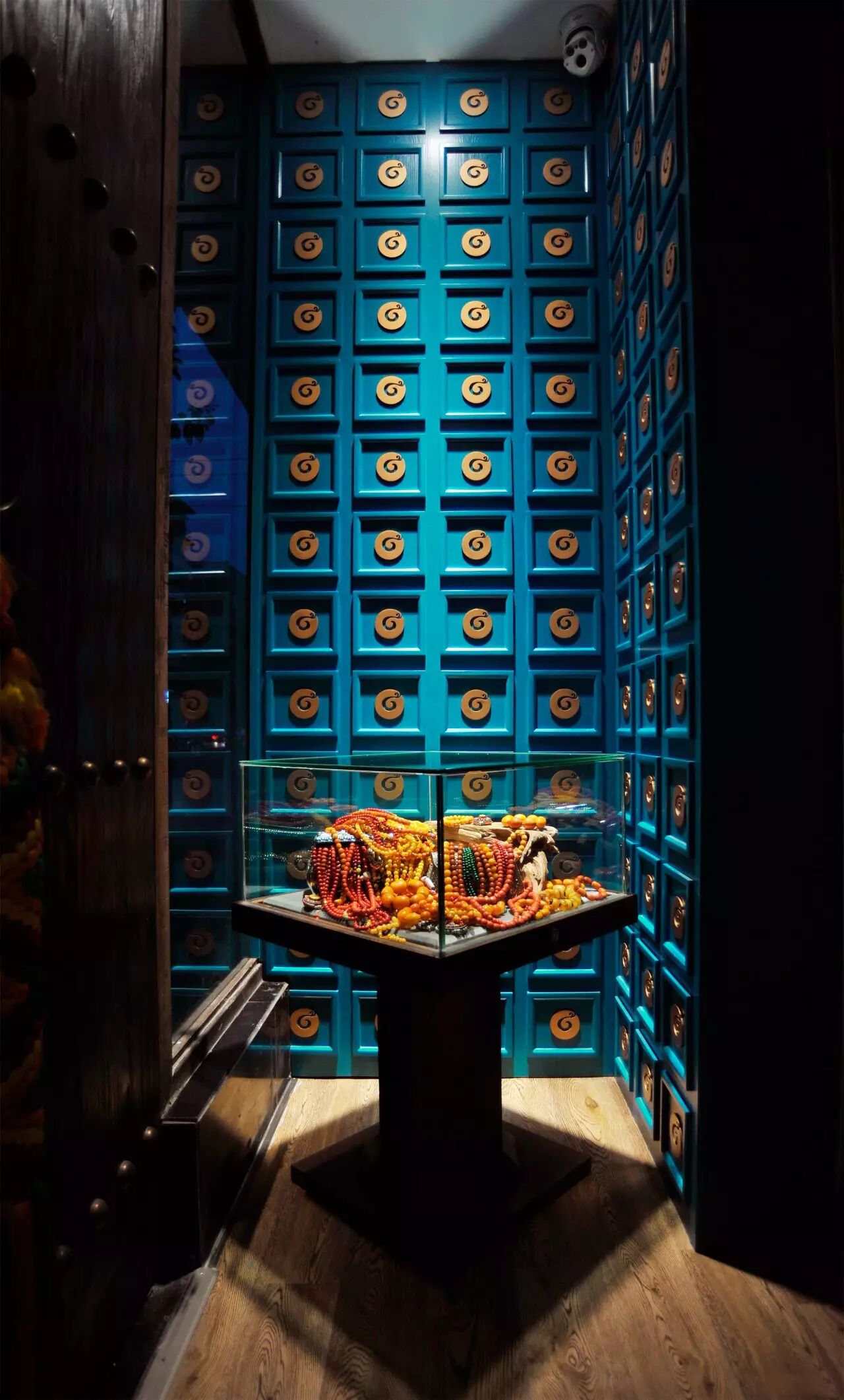古格天韵藏传文玩珠宝店设计