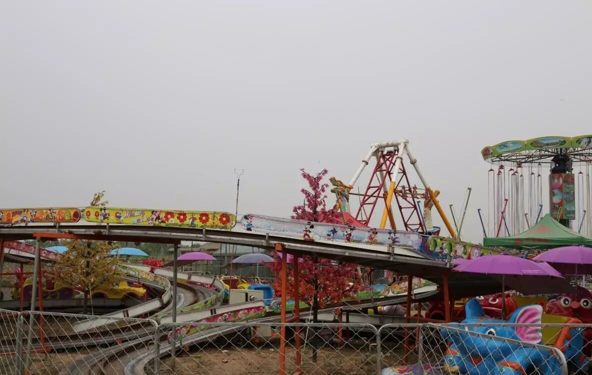 诚忠堂莲花身世_卜蜂莲花和易初莲花_莲花堂