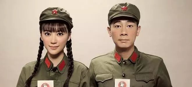 陈小春应采儿甜蜜10秒背后的真相,是这样……