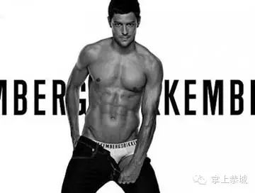 穿内裤好看的男人去踢球了470 / 作者:@掌上恭城 / 帖子ID:102667