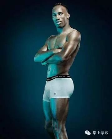 穿内裤好看的男人去踢球了203 / 作者:@掌上恭城 / 帖子ID:102667