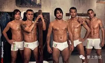 穿内裤好看的男人去踢球了767 / 作者:@掌上恭城 / 帖子ID:102667