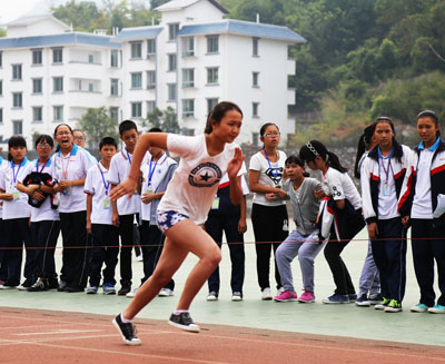 恭城民中田径运动会昨日开幕527 / 作者:猫小萌 / 帖子ID:105162