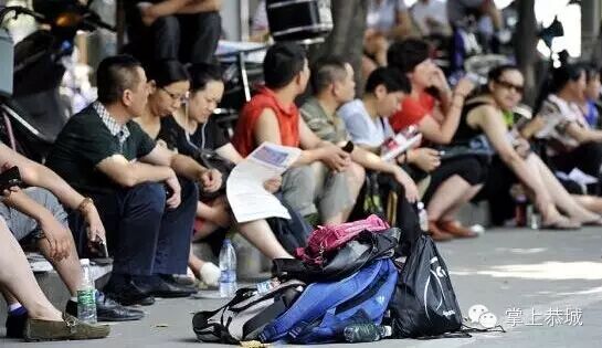 恭城高考拉开帷幕，祝同学们考出好成绩！82 / 作者:社区小编 / 帖子ID:102327