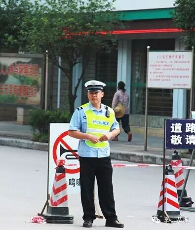 恭城高考拉开帷幕，祝同学们考出好成绩！45 / 作者:社区小编 / 帖子ID:102327