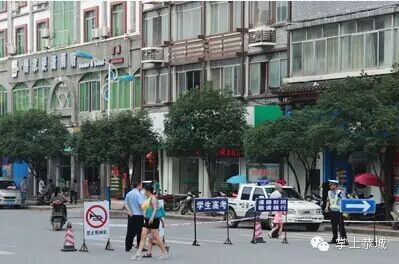 恭城高考拉开帷幕，祝同学们考出好成绩！713 / 作者:社区小编 / 帖子ID:102327