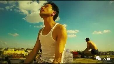 一篇文章读懂张国荣和王家卫的恩怨情仇