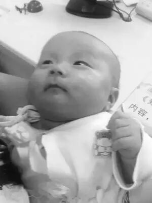 甜蜜的负担~宁波女子二胎生下四胞胎,家里共有可爱5千金-怀孕期