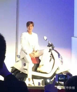 长腿欧巴李敏镐今日来天津啦