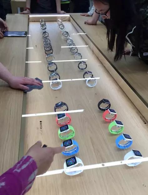 apple watch今天预约开放 官网一度瘫痪