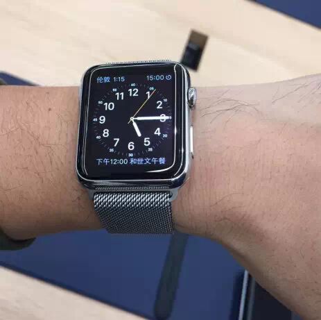 apple watch今天预约开放 官网一度瘫痪