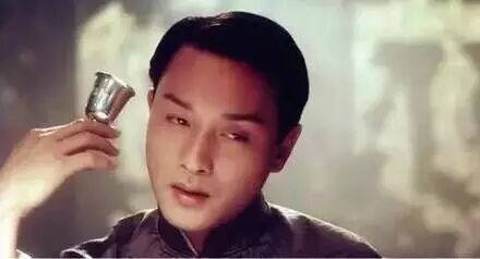 【继续宠爱】张国荣电影里的精彩剪辑,两分钟的怀念!