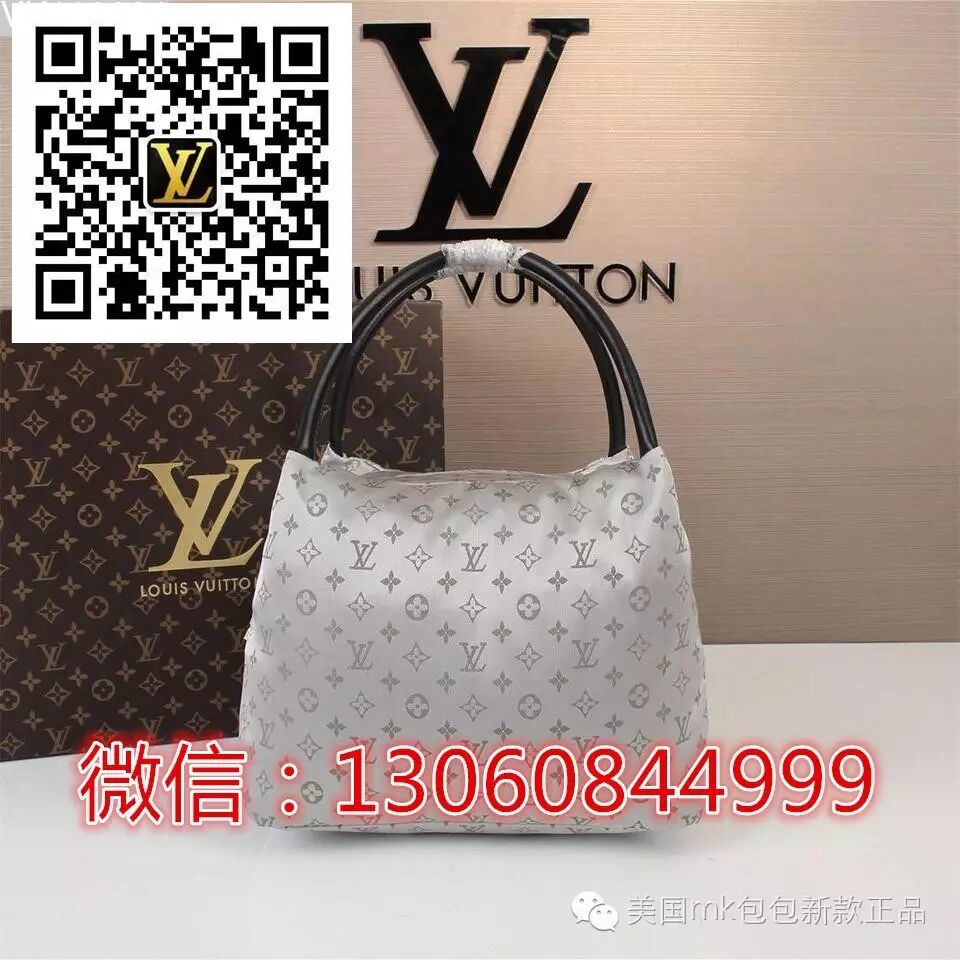 这款是lv的哪款包 古天乐巴黎假期lv钱包是哪款