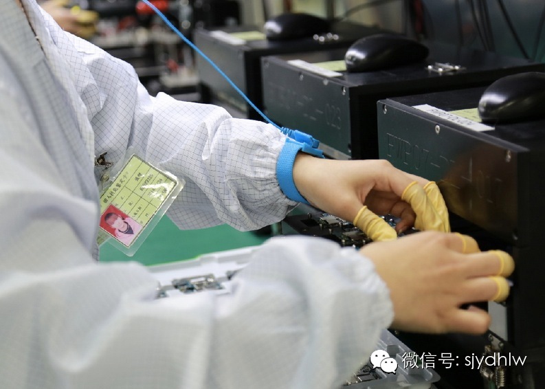 富士康首次公开曝光：契约带你探秘小米4生产线,互联网的一些事