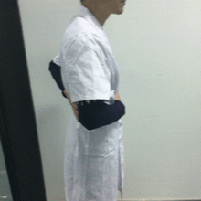 ZT:中医药专家郭诚杰教授“一拍三揉法”，治老年病特有效！