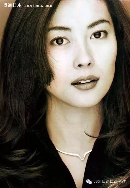 44岁的日本女演员中山美穗与丈夫辻仁成正式离婚