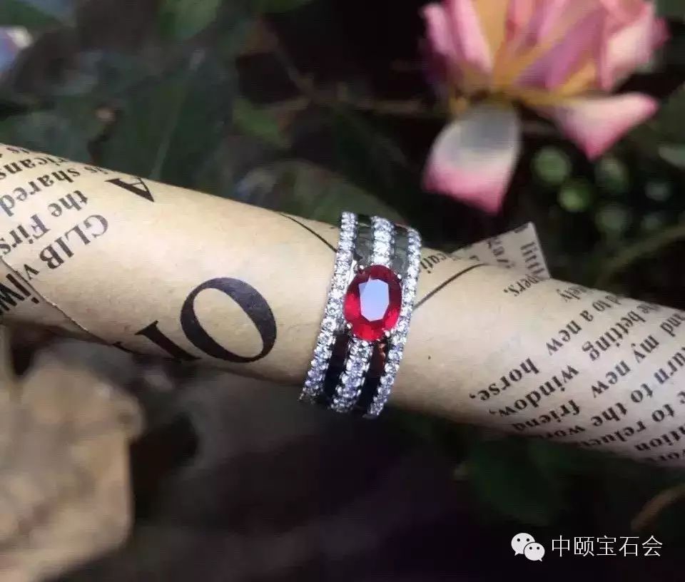 旋律推荐|如泣似诉,浓情惟美,容祖儿《月半小夜曲》