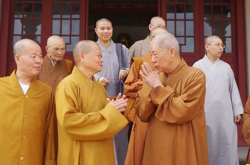 台湾参访法师团一行于龙泉禅寺拜访上广下禅大和尚