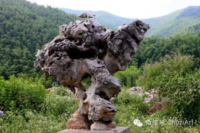 【诸子.艺品推荐】诸子版画花园—浪漫的太湖石与她们在画中结缘