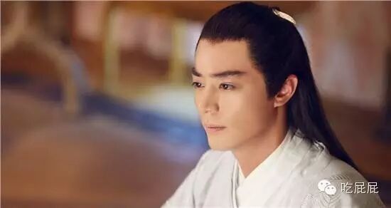 屁屁君介绍明星座驾之霍建华的奔驰SLS AMG