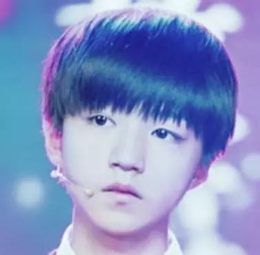 娱见  魏晨结婚了?TFboys关系如何?明星自拍揭秘!