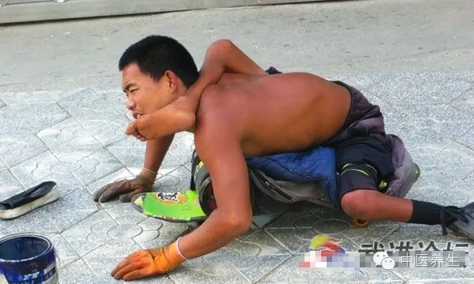 “丐帮”黑幕:中国人看此图片无不愤怒 - 扬军威,铸国魂! - 扬 军 威, 铸 国 魂! “丐帮”黑幕:中国人看此图片无不愤怒 - 扬军威,铸国魂! - 扬 军 威, 铸 国 魂!