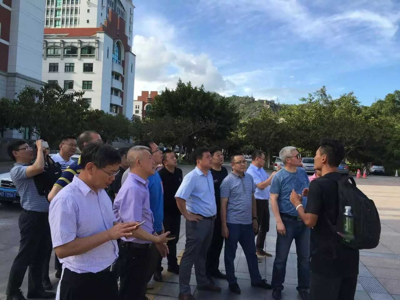 厦大参观1.jpg