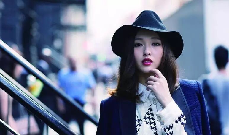同样是傻白甜专业户,为什么唐嫣被嫌弃、37岁的她却如鱼...