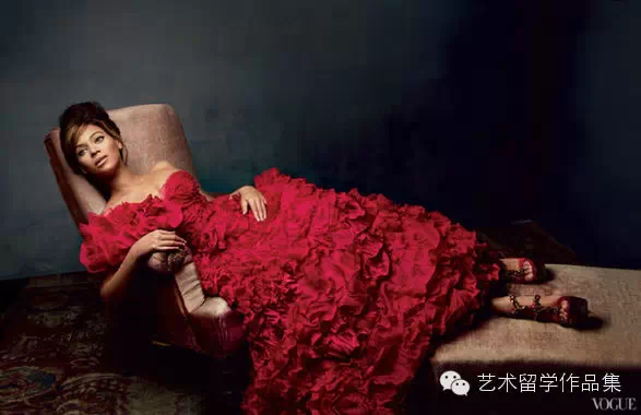 时尚设计大师 ——今早离去的Oscar de la Renta,让我们永难忘怀的美丽时刻来缅怀他