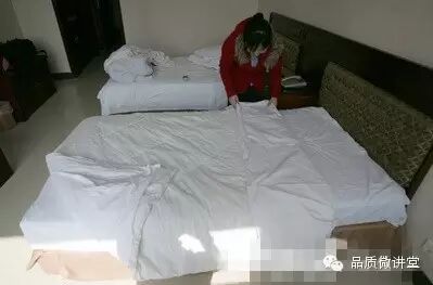 一个人该如何套被子呢？教你一种快速套被子的方法（图解）