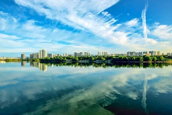 渭河西安段南岸堤顶路全线建成,西安北郊泾渭新区半岛安纳西 渭河西安段南岸堤顶路全线建成,西安北郊泾渭新区半岛安纳西
