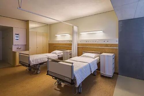 有这样的医生，好多女生恨不得立马崴了脚