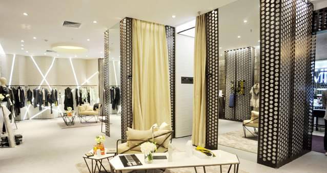 试衣镜前的小秘密，让人想要活在镜子里