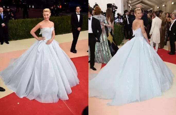 Met Gala的夜光裙惊艳吗？还有比这更厉害的