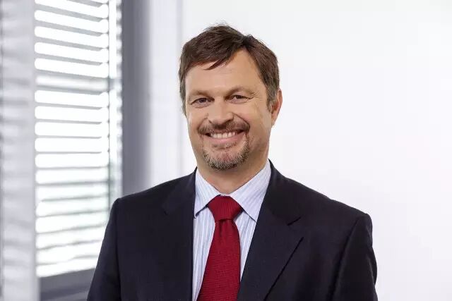 锐高照明：如何避免LED照明中的频闪问题？