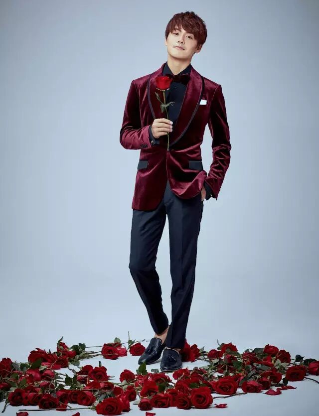 【STUDIO55 <wbr>出品】华远作品 <wbr>|《新娘Brides》七月刊首度男神封面——高颜值暖男马天宇