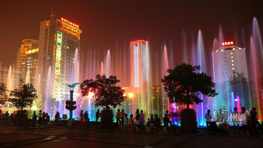 新柳州“艳照门”，震惊全时间！要亮瞎你的狗眼啦！！