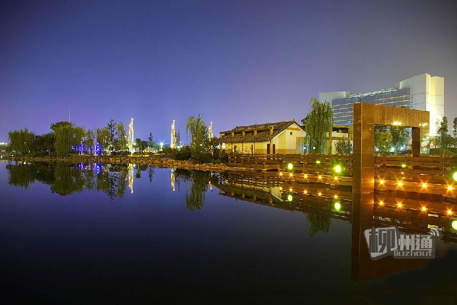 新柳州“艳照门”，震惊全时间！要亮瞎你的狗眼啦！！