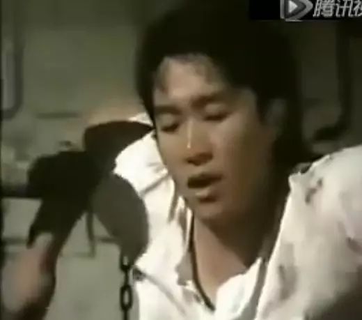 估唔到周星驰居然拍过咁嘅视频,你绝对未睇过!笑到扒地!