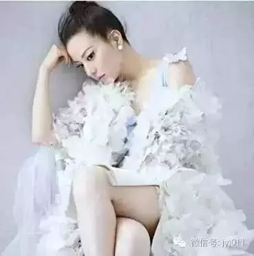 赵薇用了17年原谅范爷,可为何至今都无法原谅沦为过街老...