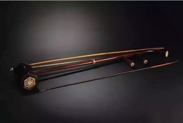 呼吸在二胡演奏中的运用