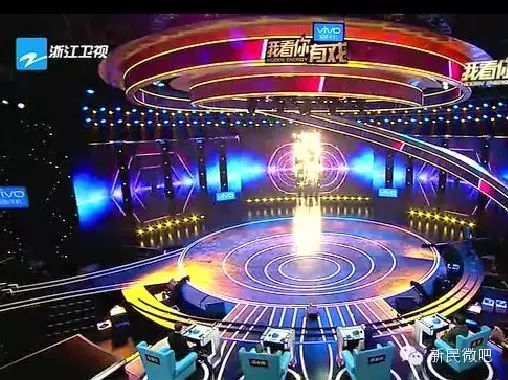 震撼!张国立、冯小刚、成龙、李冰冰亲自给他们搬凳子