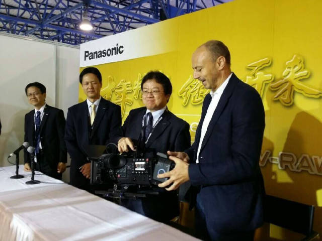 【BIRTV·现场】PANASONIC联合CODEX发布VARICAM 35 4K摄影机及其4K影视制作流程