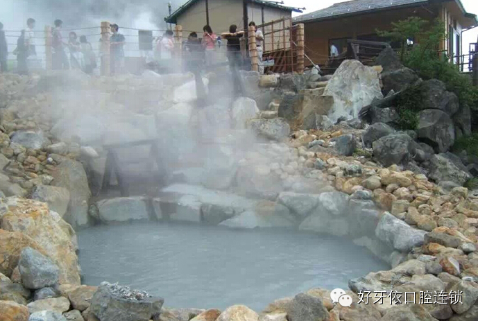 灰汤温泉